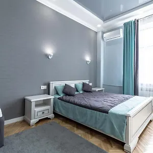 inlvivapartment-on-liberty-avenue.hotelslviv.net/