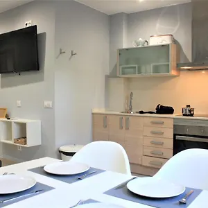 alguera-hola-apartments.topbarcelonahotels.com/